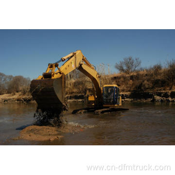 Heavy duty crawler excavator